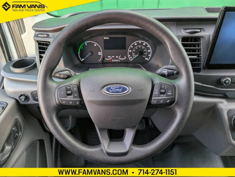 2024 Ford E-Transit 350