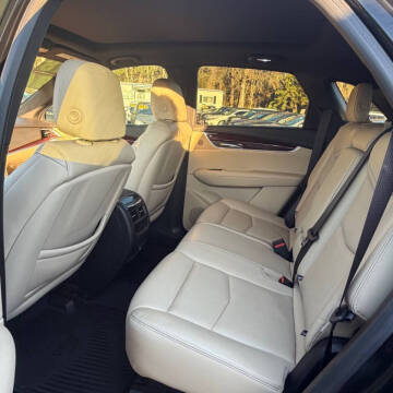 2018 Cadillac XT5 Premium Luxury