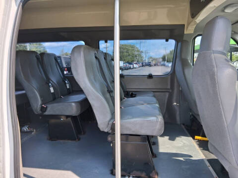 2009 Ford E-Series E-250