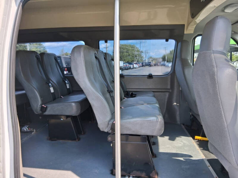 2009 Ford E-Series E-250