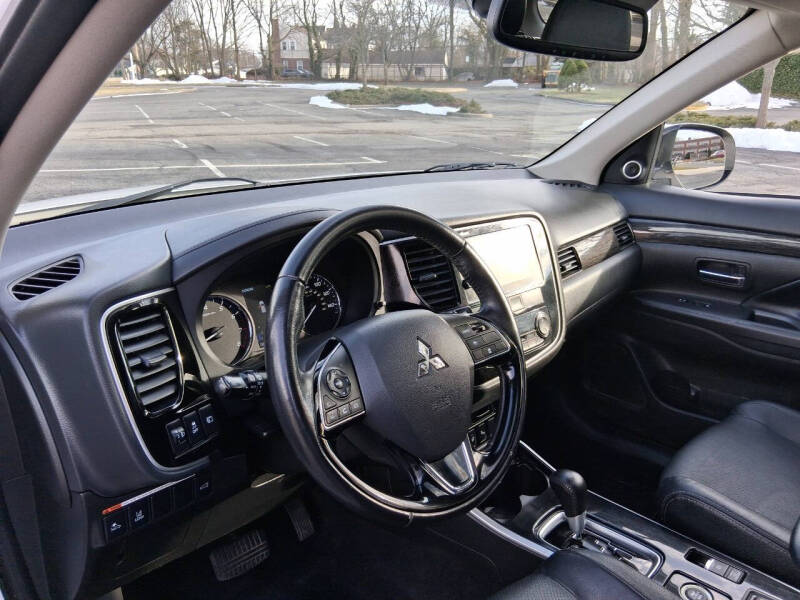 2017 Mitsubishi Outlander SEL