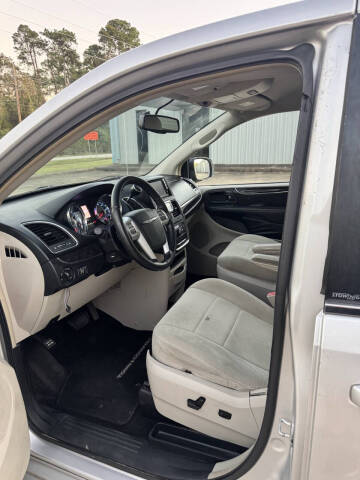 2012 Chrysler Town and Country Touring