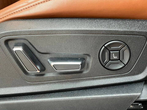 2019 Audi e-tron quattro Prestige