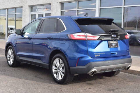 2022 Ford Edge Titanium