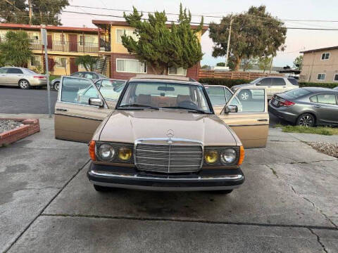 1983 Mercedes-Benz 300-Class
