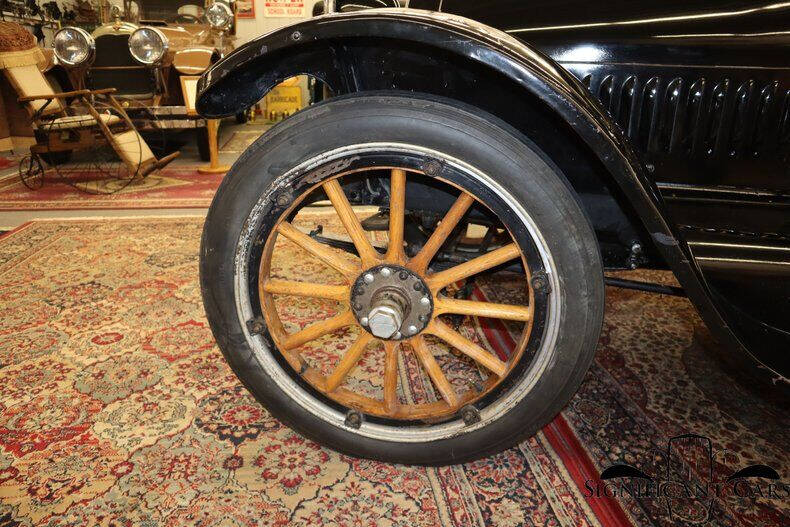 1916 Studebaker ED-6 7 Pass Touring