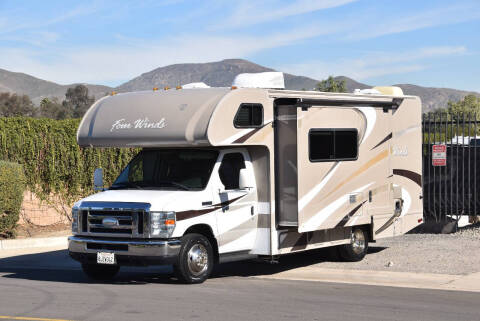 2015 Thor Motor Coach Four Winds Beach Cruiser