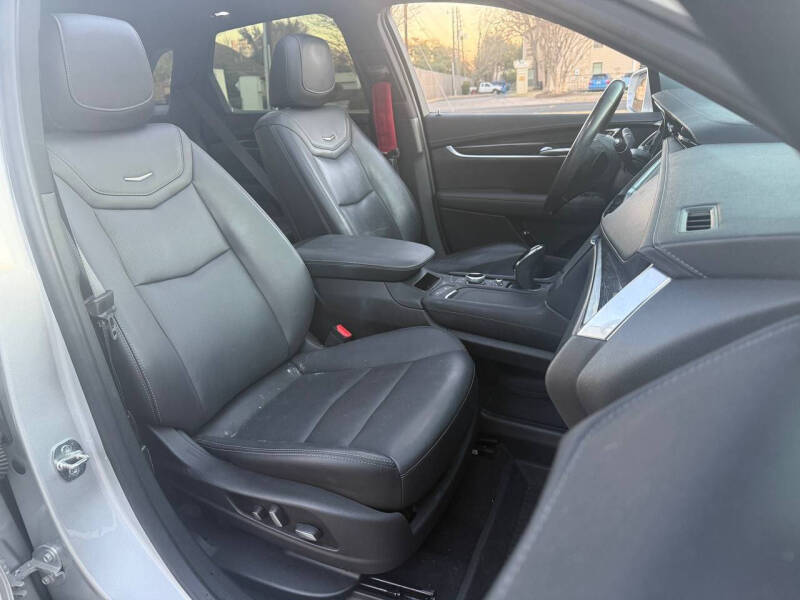 2020 Cadillac XT5 Premium Luxury