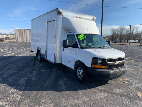 2013 Chevrolet Express Cutaway for sale at Budjet Cars in Michigan City IN