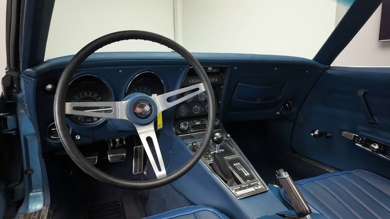 1971 Chevrolet Corvette 38