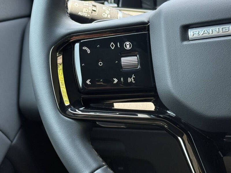 2025 Land Rover Range Rover Evoque P250 S