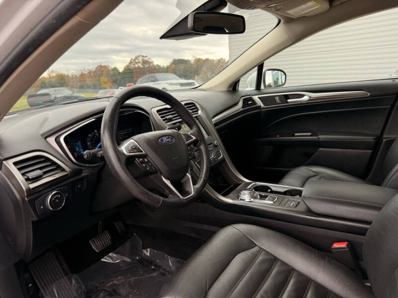 2018 Ford Fusion Hybrid SE