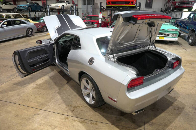 2009 Dodge Challenger SRT8