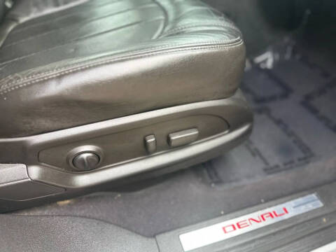 2012 GMC Acadia Denali