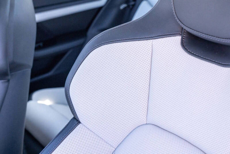 2025 Porsche Taycan GTS