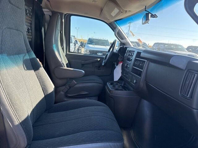 2024 Chevrolet Express 2500