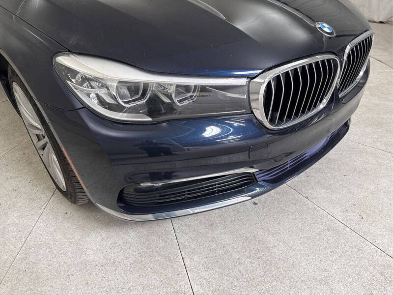 2017 BMW 7 Series 740i
