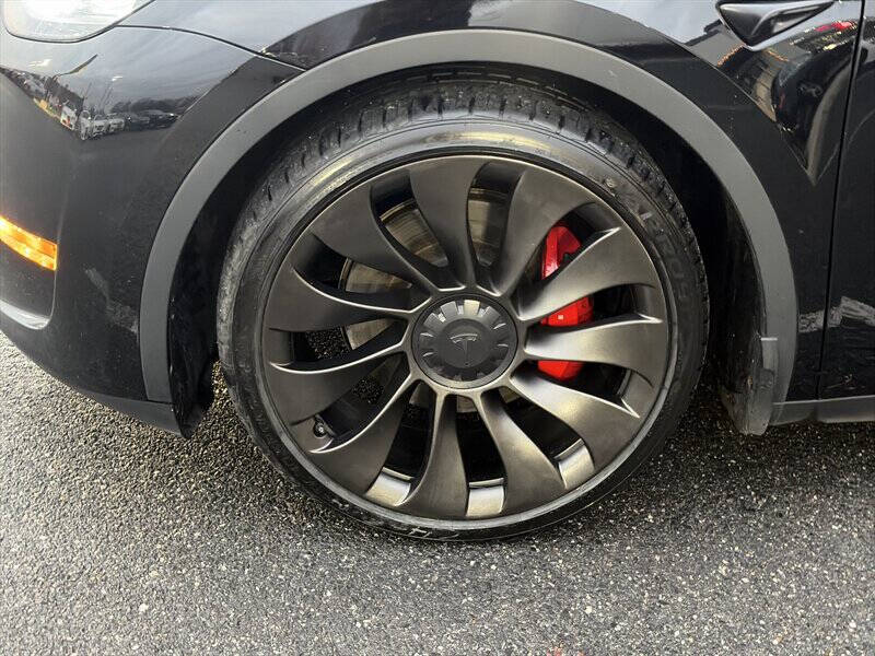 2023 Tesla Model Y Performance