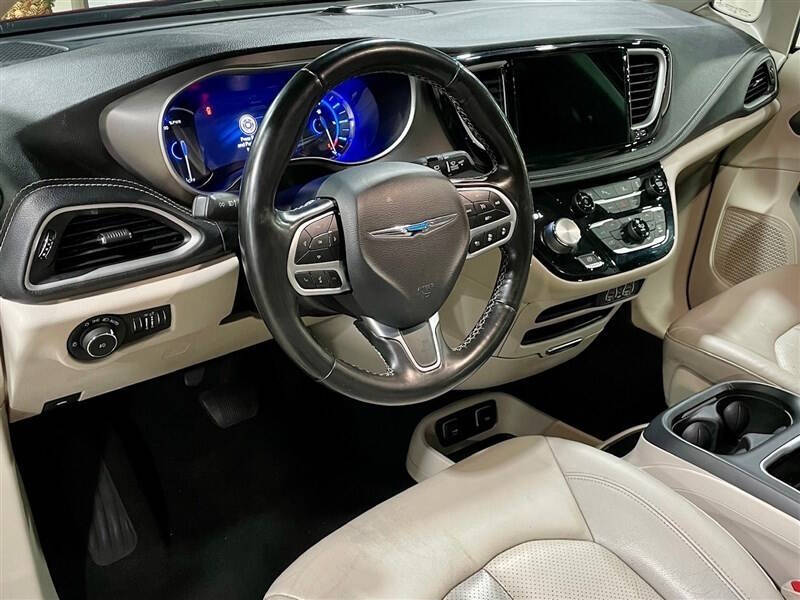 2021 Chrysler Pacifica Hybrid Touring L