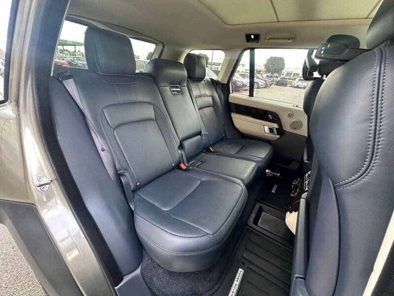 2020 Land Rover Range Rover P525 HSE