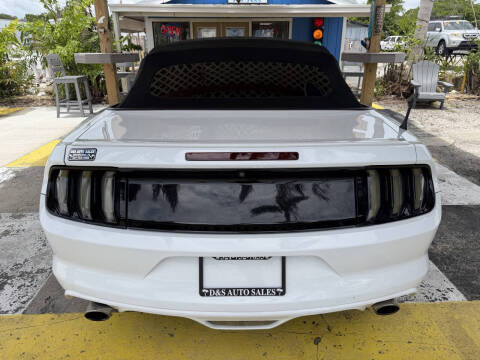 2016 Ford Mustang V6
