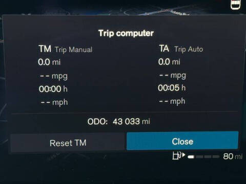 2023 Volvo XC60 B5 Ultimate Bright Theme