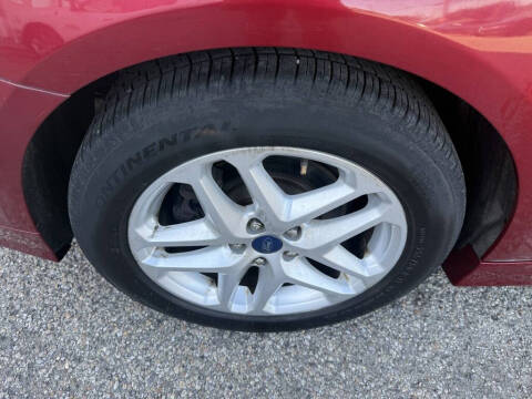2013 Ford Fusion SE
