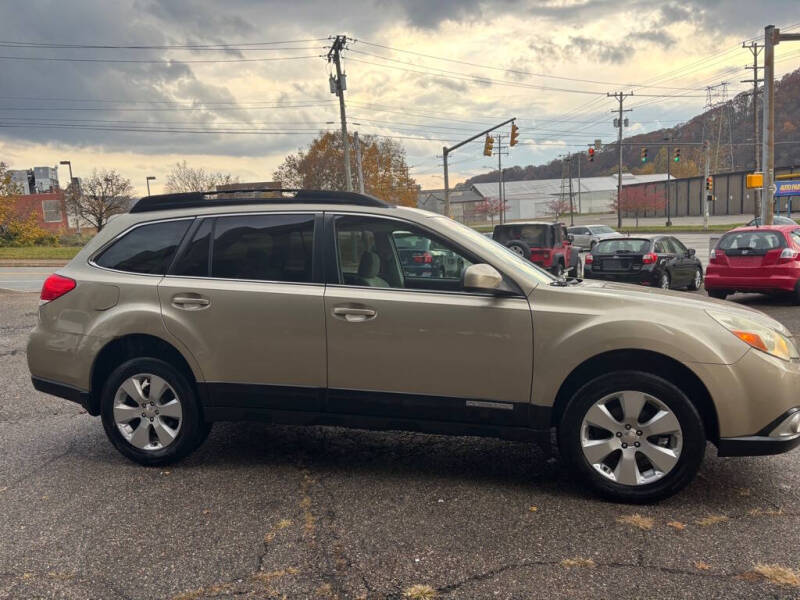 2010 Subaru Outback 2.5i Premium