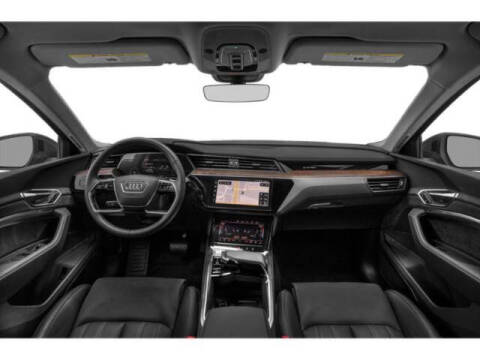 2021 Audi e-tron quattro Premium Plus