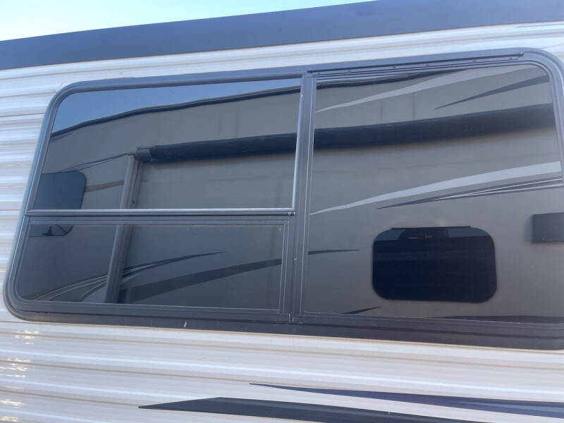 2021 Keystone RV Sprindale 240H