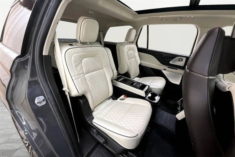 2022 Lincoln Aviator Black Label