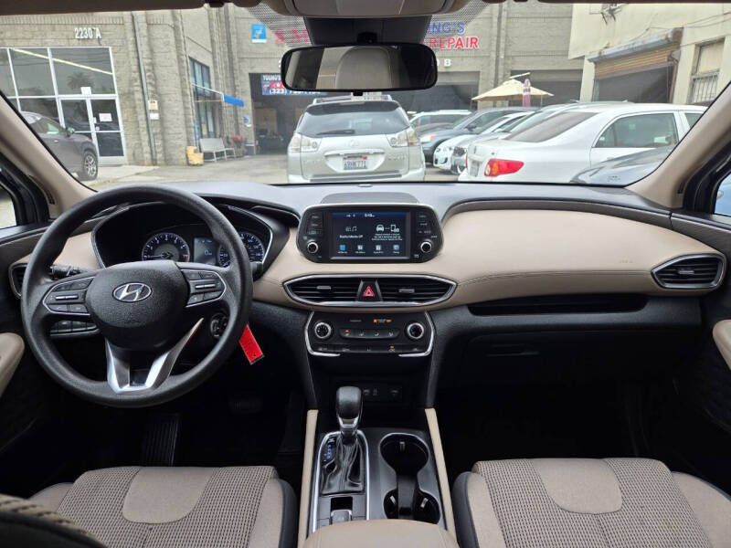 2020 Hyundai Santa Fe SE