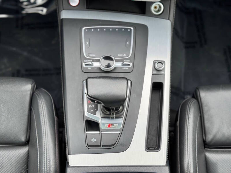 2018 Audi SQ5 3.0T quattro Premium Plus