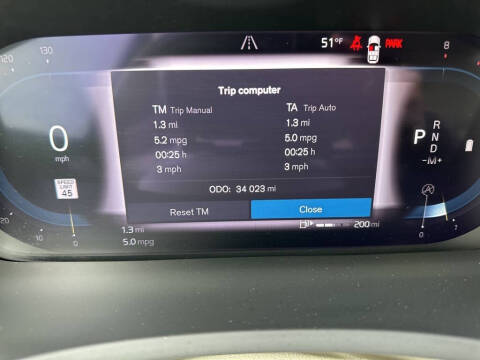 2023 Volvo XC90 B5 Core