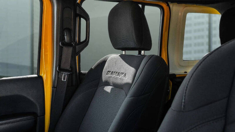 2021 Jeep Wrangler Unlimited Sahara Altitude