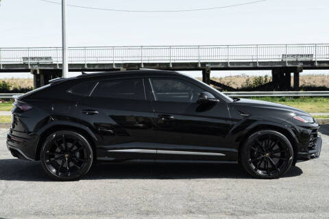 2020 Lamborghini Urus