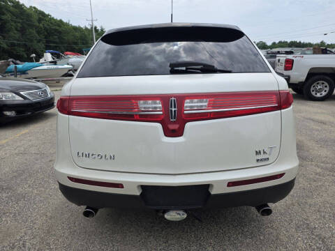2011 Lincoln MKT