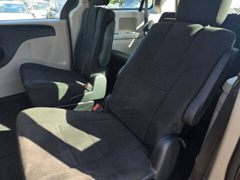 2012 Dodge Grand Caravan American Value Package