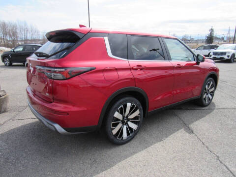 2025 Mitsubishi Outlander SE