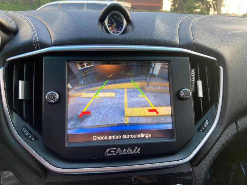 2016 Maserati Ghibli