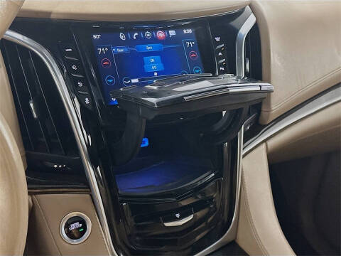 2019 Cadillac Escalade Platinum