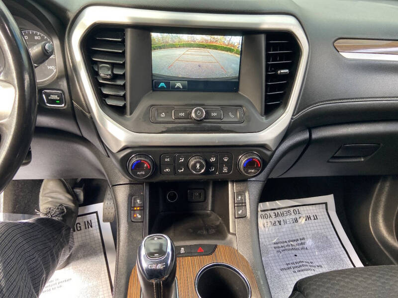 2019 GMC Acadia SLE-2