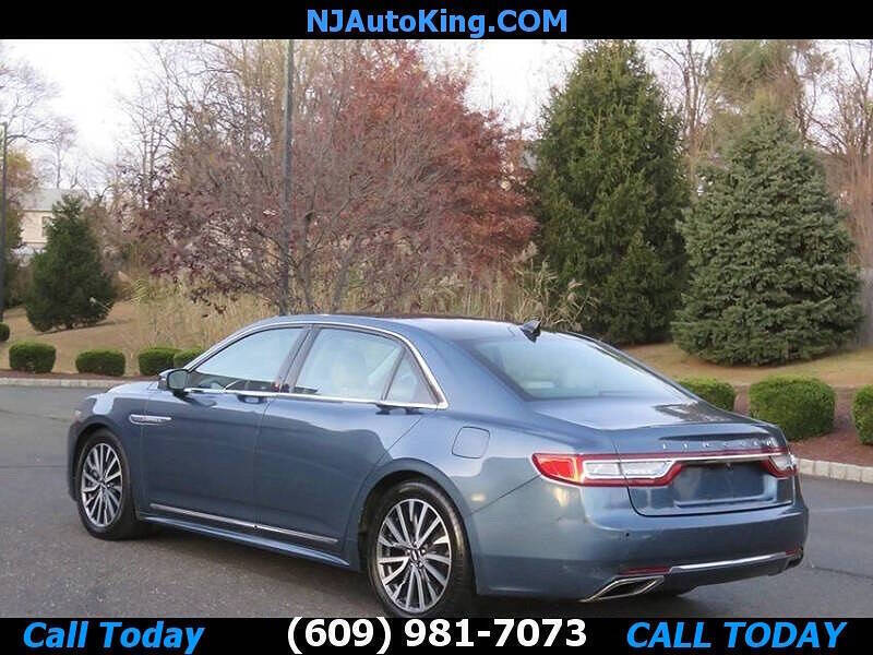 2018 Lincoln Continental Select