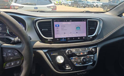 2022 Chrysler Pacifica Touring
