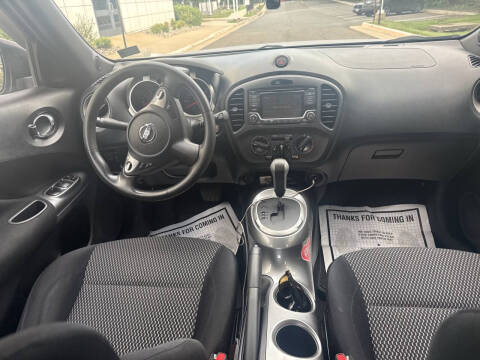 2015 Nissan JUKE S