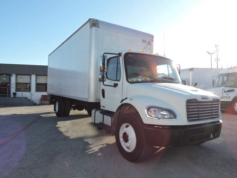 2009 Freightliner M2 106