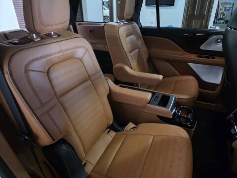 2025 Lincoln Aviator Black Label