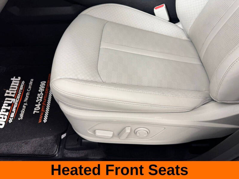 2024 Kia Sorento X-Line EX