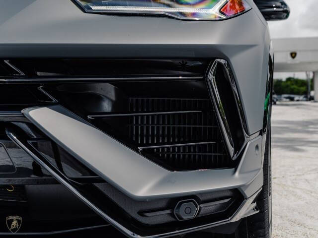 2024 Lamborghini Urus S