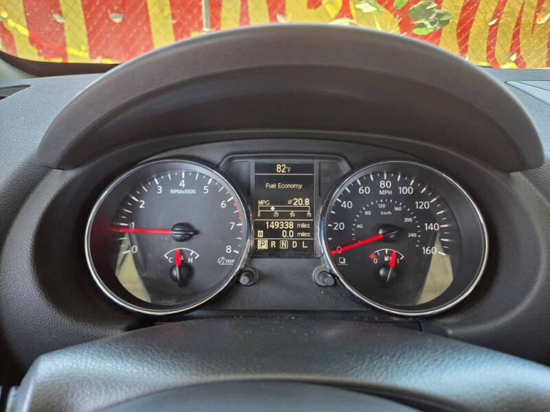 2012 Nissan Rogue SV w/SL Package